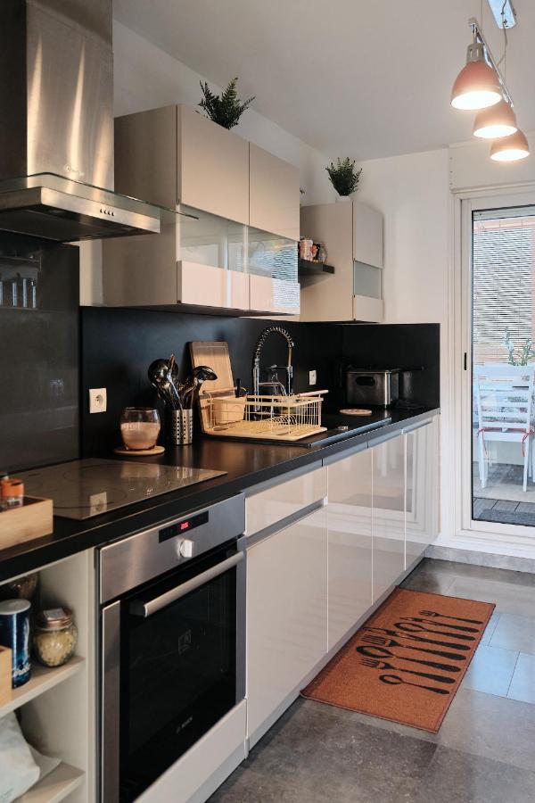 Appartement Appart'Eden : vue panoramique sur Saint-Denis à Sainte-Clotilde Extérieur photo