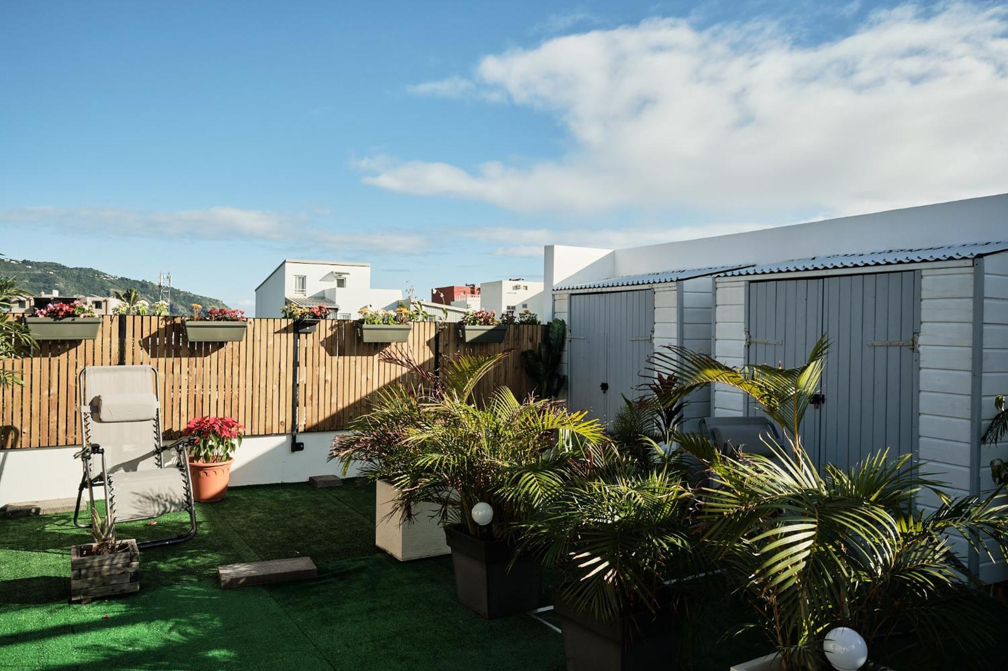 Appartement Appart'Eden : vue panoramique sur Saint-Denis à Sainte-Clotilde Extérieur photo